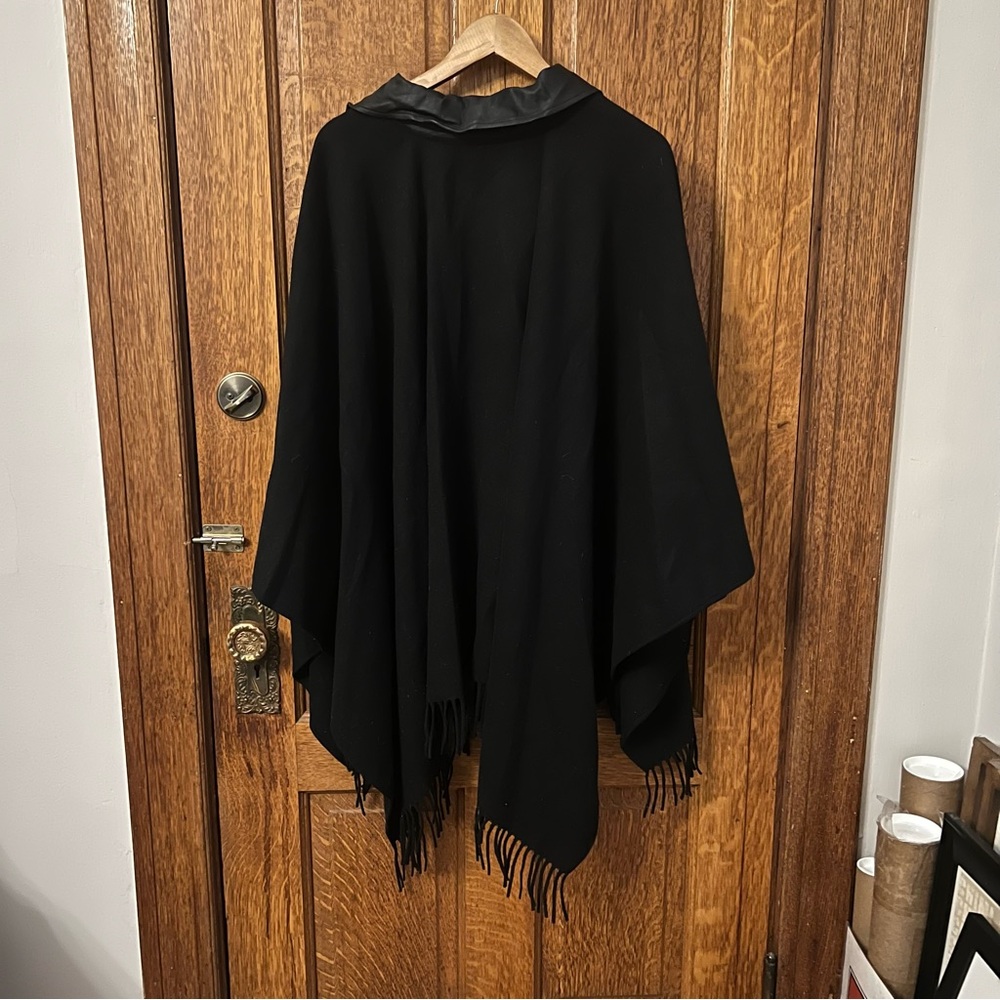New York & Company Black Fringe Poncho Faux Leather Moto Zip Wrap M/L 3361 - Picture 9 of 11